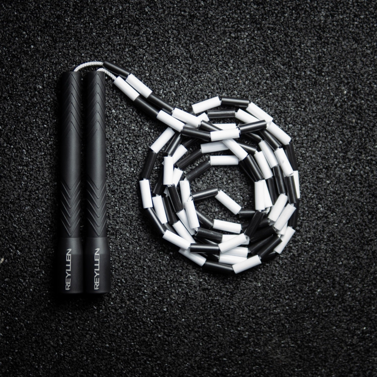 reyllen usa viper beaded freestyle crosoover jump rope