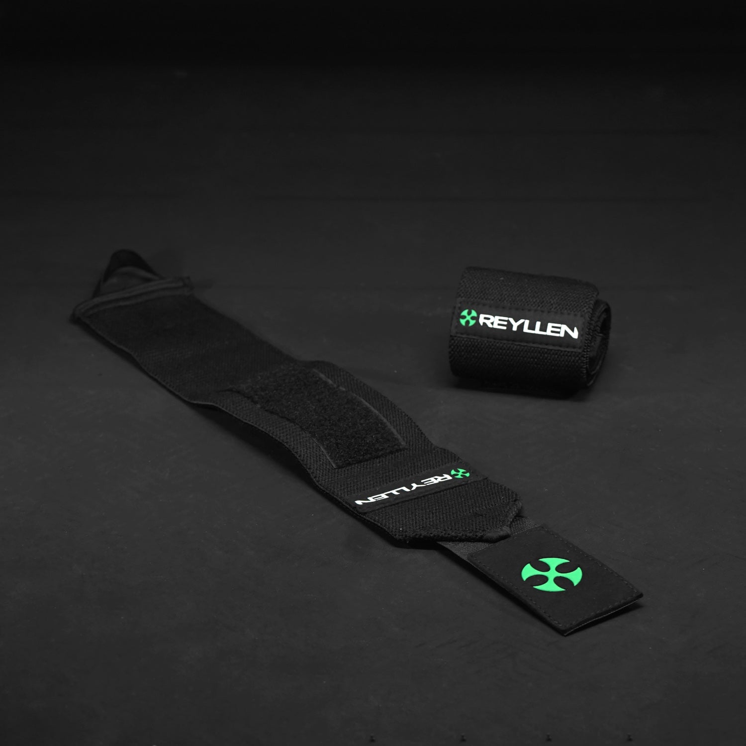Reyllen No Thumb Loop Wrist Support Lifting Wraps Black feature image 2