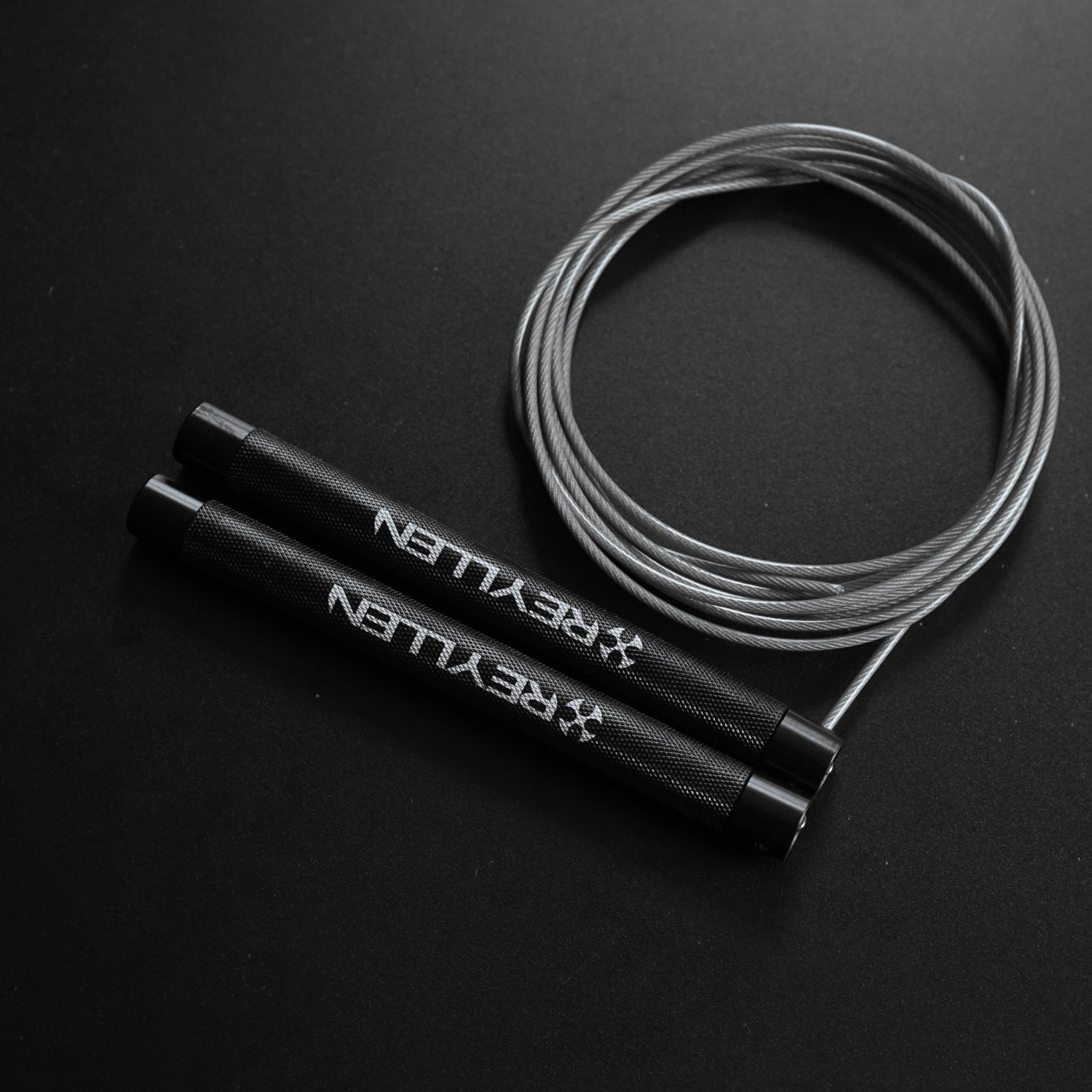 Reyllen Flare Mx Speed Skipping Jump Rope - Aluminium Handles - black with grey pvc cable alternate view