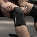 Reyllen Venta Knee Sleeves stitching and seam detail